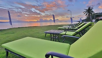 Vannee Golden Sands Beachfront Resort