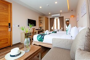 Vannee Golden Sands Beachfront Resort