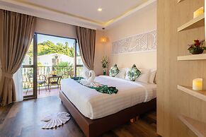 Vannee Golden Sands Beachfront Resort