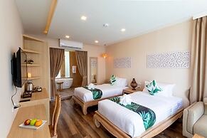 Vannee Golden Sands Beachfront Resort