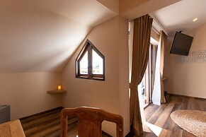 Vannee Golden Sands Beachfront Resort