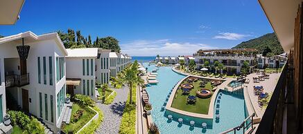 Vannee Golden Sands Beachfront Resort