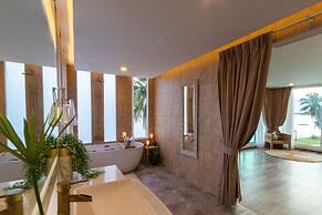 Vannee Golden Sands Beachfront Resort