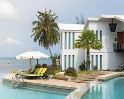 Vannee Golden Sands Beachfront Resort