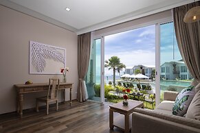 Vannee Golden Sands Beachfront Resort