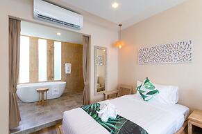 Vannee Golden Sands Beachfront Resort