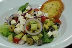 Vannee Golden Sands Beachfront Resort