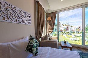 Vannee Golden Sands Beachfront Resort