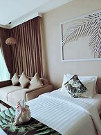 Vannee Golden Sands Beachfront Resort