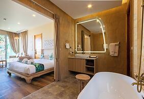 Vannee Golden Sands Beachfront Resort