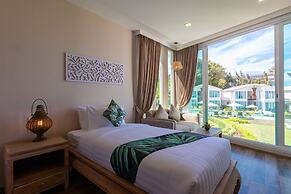 Vannee Golden Sands Beachfront Resort