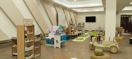Vannee Golden Sands Beachfront Resort