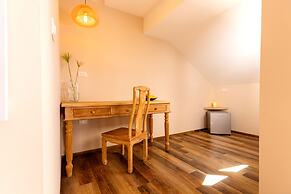 Vannee Golden Sands Beachfront Resort