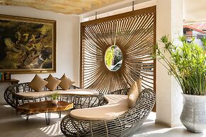 Vannee Golden Sands Beachfront Resort