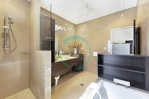 Zen Bayview Bliss - Luxury Mansion