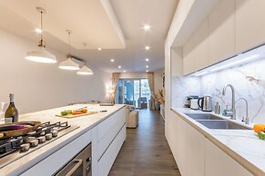 Modern Beautiful Pool And Sea Apt Qawra