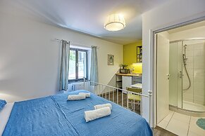 Blue Studio Apartment