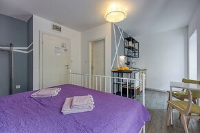 Blue Studio Apartment