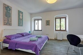 Blue Studio Apartment