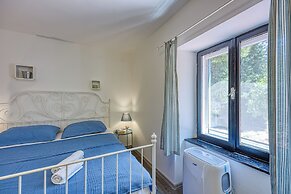 Blue Studio Apartment