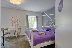 Blue Studio Apartment