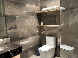 Shenzhen Naive S Hotel (Xili Metro Station Store)