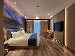 Shenzhen Naive S Hotel (Xili Metro Station Store)