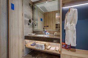 Shenzhen Naive S Hotel (Xili Metro Station Store)