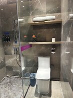 Shenzhen Naive S Hotel (Xili Metro Station Store)