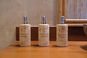 The Sankara Beach Resort - Nusa Penida