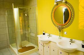 Room in Villa - The Elegant Villa Alexandre Near Ivato Airport.'