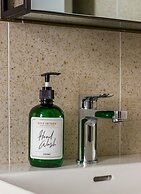 Millerz Square Kuala Lumpur, Travelet