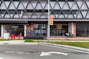 Millerz Square Kuala Lumpur, Travelet