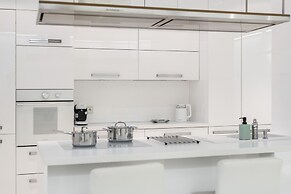 Minimalist Apartment Poznan by Renteres