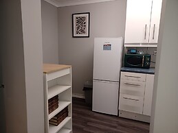 MALTING-GREEN DOOR-One Bedroom Apartment