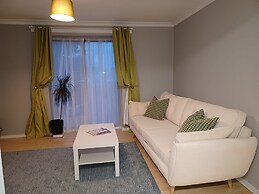 MALTING-GREEN DOOR-One Bedroom Apartment