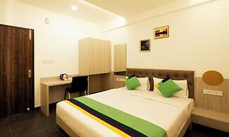 Itsy Hotels Silver Keys