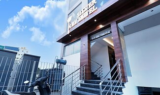 Itsy Hotels Silver Keys