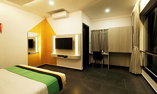 Itsy Hotels Silver Keys