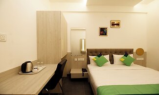 Itsy Hotels Silver Keys