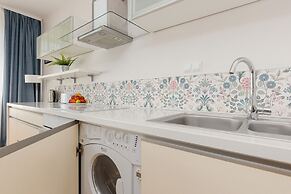 Apartment for 3 Guests Warsaw by Renters