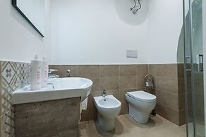 Nei Vicoli di Ortigia by Wonderful Italy