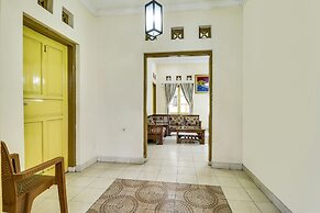 OYO 90892 My Guest House Syariah