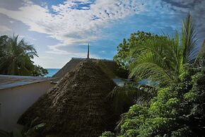 Cocolala Beach House