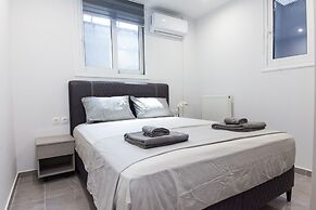 Stylish Brand New Apt at Megaro Mousikis