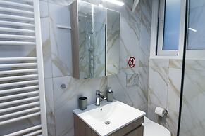Stylish Brand New Apt at Megaro Mousikis