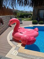 Pupa Alacati Butik Otel