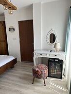 Pupa Alacati Butik Otel