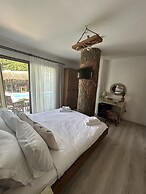 Pupa Alacati Butik Otel