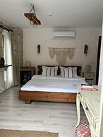 Pupa Alacati Butik Otel